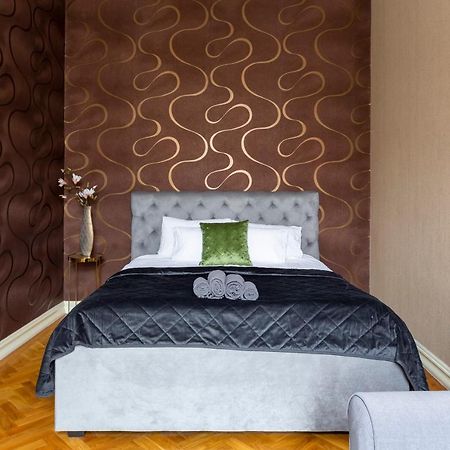 Luxury Central Home Next To The New York Cafe Budapest Ngoại thất bức ảnh