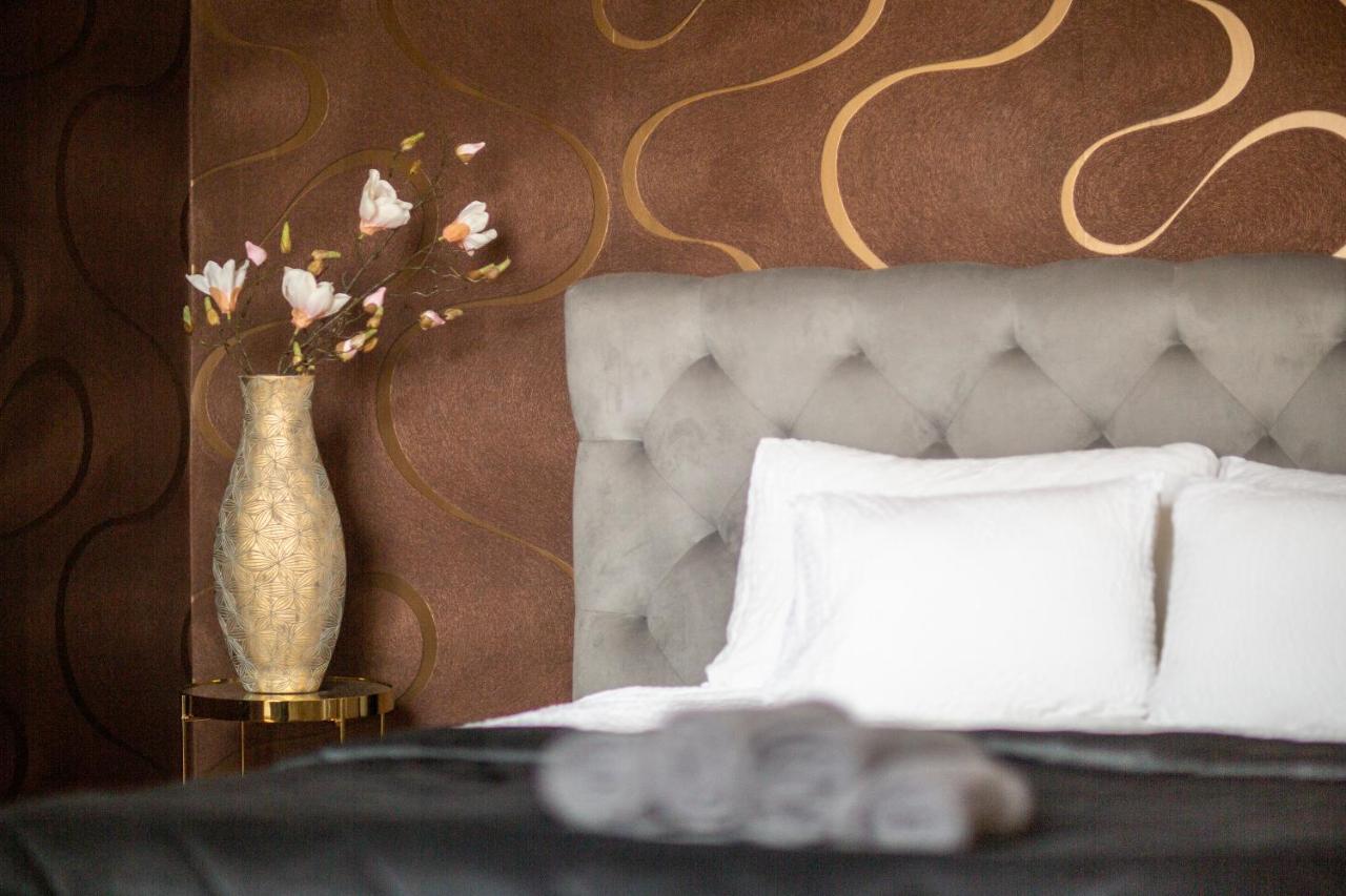 Luxury Central Home Next To The New York Cafe Budapest Ngoại thất bức ảnh
